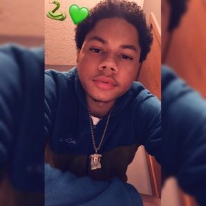 Meet your Posher, Isiah